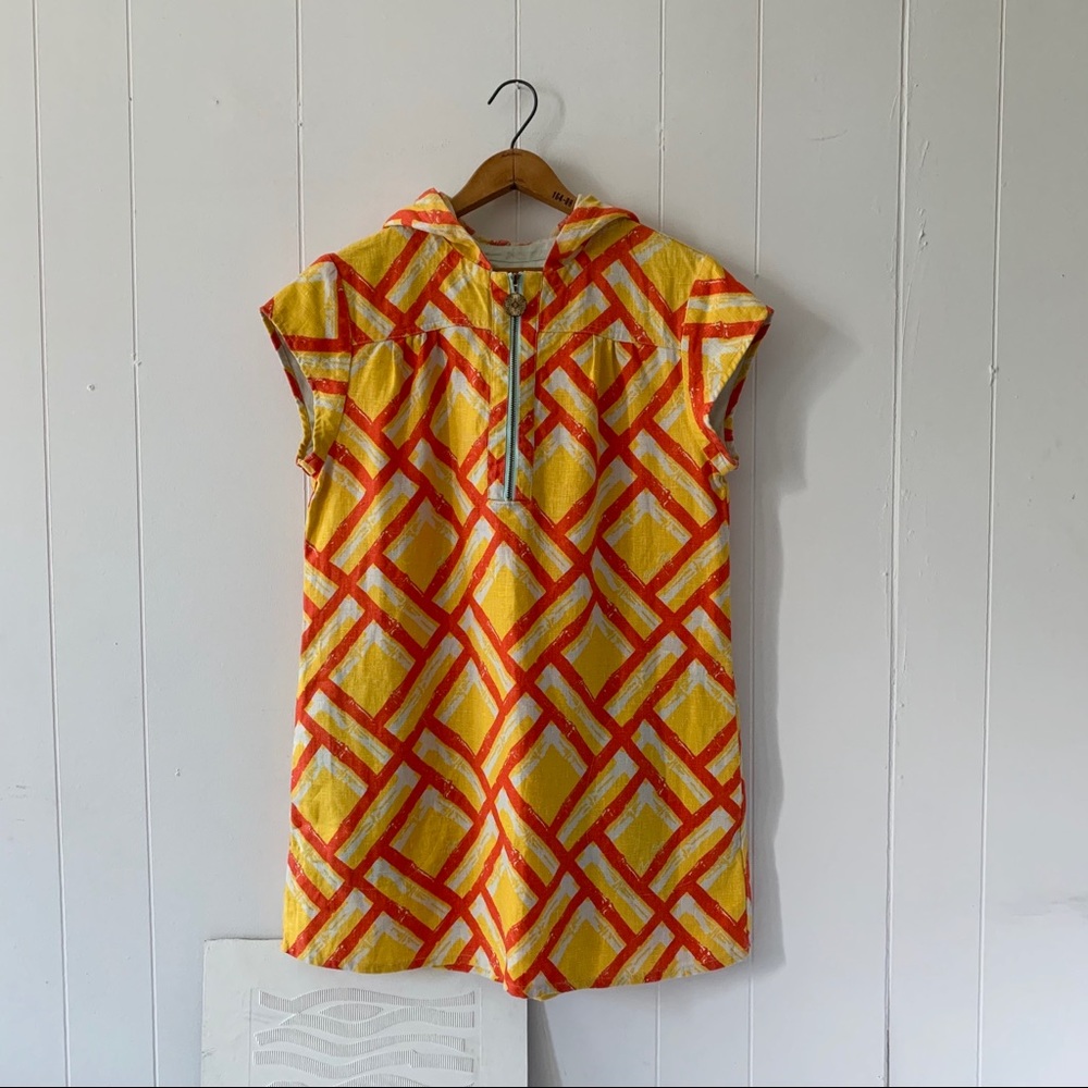 TRACY FEITH Graphic orange & yellow shift dress